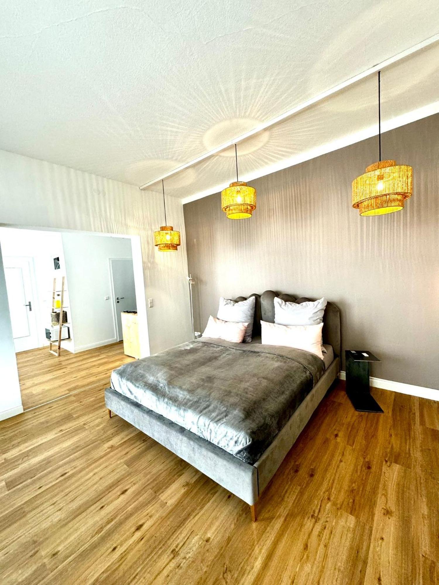 Room107 Im Herzen Von Ma Seckenheim มานไฮม์ ภายนอก รูปภาพ